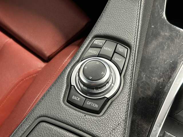 ＢＭＷ ６４０ｉ カブリオレ 千葉県 2013(平25)年 6.6万km 黒 ナビ　バックカメラ　革シート　パワーシート　シートヒーター　エアシート　クルコン　パドルシフト　電動オープン　ミラーＥＴＣ　前後ソナー　オートライト　ＢＢＳ１８インチＡＷ　ブラックグリル