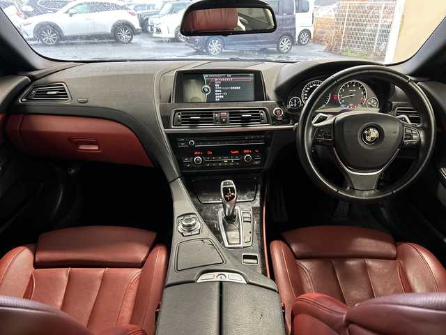 ＢＭＷ ６４０ｉ カブリオレ 千葉県 2013(平25)年 6.6万km 黒 ナビ　バックカメラ　革シート　パワーシート　シートヒーター　エアシート　クルコン　パドルシフト　電動オープン　ミラーＥＴＣ　前後ソナー　オートライト　ＢＢＳ１８インチＡＷ　ブラックグリル