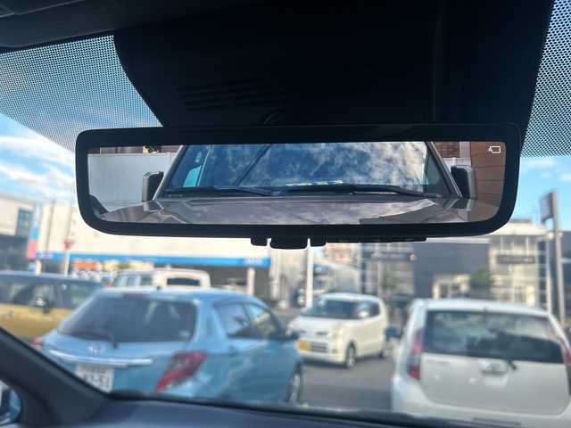 トヨタ アルファード Z 大阪府 2024(令6)年 0.6万km ブラック ワンオーナー/純正ナビ（フルセグTV/Bluetooth/AM・FM）/全周囲カメラ/純正フリップダウンモニター/左右独立ムーンルーフ/HDMI/オットマン/ステアリングヒーター/シートヒーター/エアーシート/両側パワースライドドア/快適温熱シート/ベンチレーションシート/ブレーキホールドボタン電子パーキング/パワーバックドア/3眼LEDヘッドランプ/LEDシーケンシャルターンランプ/ロードサインアシスト/発進遅れ告知機能/ETC2.0