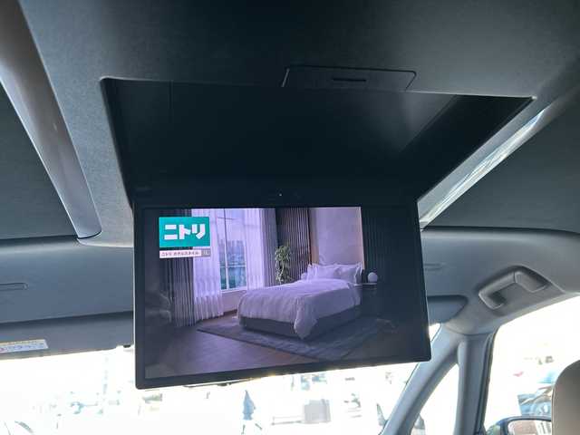 トヨタ アルファード Z 大阪府 2024(令6)年 0.6万km ブラック ワンオーナー/純正ナビ（フルセグTV/Bluetooth/AM・FM）/全周囲カメラ/純正フリップダウンモニター/左右独立ムーンルーフ/HDMI/オットマン/ステアリングヒーター/シートヒーター/エアーシート/両側パワースライドドア/快適温熱シート/ベンチレーションシート/ブレーキホールドボタン電子パーキング/パワーバックドア/3眼LEDヘッドランプ/LEDシーケンシャルターンランプ/ロードサインアシスト/発進遅れ告知機能/ETC2.0