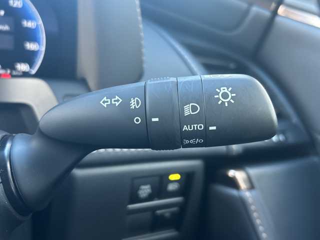 トヨタ アルファード Z 大阪府 2024(令6)年 0.6万km ブラック ワンオーナー/純正ナビ（フルセグTV/Bluetooth/AM・FM）/全周囲カメラ/純正フリップダウンモニター/左右独立ムーンルーフ/HDMI/オットマン/ステアリングヒーター/シートヒーター/エアーシート/両側パワースライドドア/快適温熱シート/ベンチレーションシート/ブレーキホールドボタン電子パーキング/パワーバックドア/3眼LEDヘッドランプ/LEDシーケンシャルターンランプ/ロードサインアシスト/発進遅れ告知機能/ETC2.0