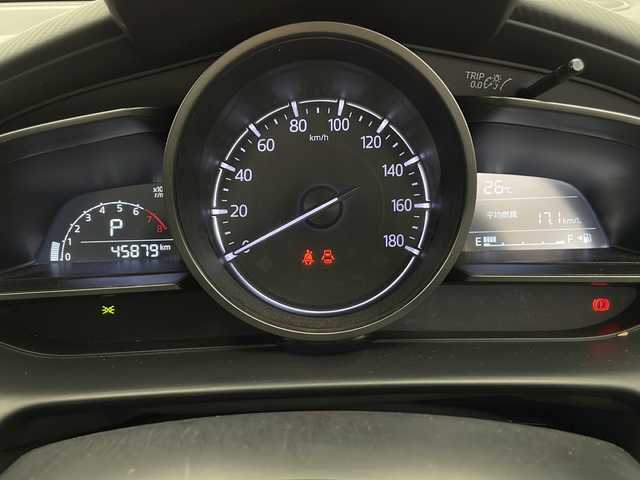 マツダ デミオ 15S 長野県 2018(平30)年 4.6万km スノーフレイクホワイトパールマイカ 純正ナビ（フルセグ/DVD/CD/BT）/スマートシティブレーキサポート/ブラインドスポットモニタリング (BSM)/レーンキープアシスト (LAS)/バックソナー/スペアーキー/ハロゲンヘッドライト/オートライト/アイドリングストップ/電動格納ドアミラー/プッシュスタート/フロアマット/ドアバイザー/冬タイヤ積込み/車両取扱説明書