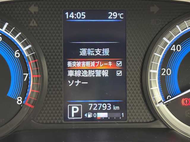 三菱 ｅＫクロス T 福岡県 2019(令1)年 7.3万km チタニウムグレーメタリック 純正９型ナビ（ＢＴ，フルセグＴＶ）　/バックカメラ　/ＥＴＣ　/前方ドラレコ　/コーナーセンサー　/衝突軽減ブレーキ　/レーンキープ　/アイドリングストップ　/シートヒーター　/純正１５インチＡＷ　/ＬＥＤヘッドライト