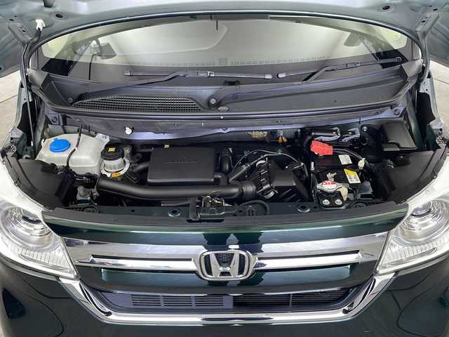 ホンダ Ｎ ＢＯＸ L 栃木県 2020(令2)年 6.5万km ブリティッシュグリーンP 純正8インチナビ/Bluetooth/フルセグTV/CD/DVD/SD/USB/ホンダセンシング/衝突被害軽減ブレーキ/レーダークルーズコントロール/誤発進抑制/車線維持支援/オートハイビーム/クリアランスソナー/バックカメラ/左側パワースライドドア/シートヒーター/LEDヘッドライト/フォグランプ/ビルトインETC/純正前後ドライブレコーダー/純正フロアマット/USB入力端子/純正14インチアルミホイール/サイド+カーテンエアバッグ/スマートキー×2本/保証書、取扱説明書付属