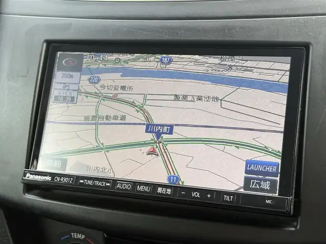 スズキ スイフト スポーツ 徳島県 2014(平26)年 5.1万km プレミアムシルバーメタリック ナビ（CN-R3012）/エアロ（フロント）/クルーズコントロール/ETC/フルセグTV/社外フロアマット/プッシュスタート/スマートキー/パドルシフト/ドアバイザー/USB入力端子