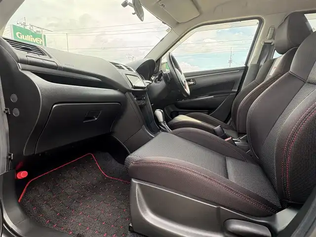 スズキ スイフト スポーツ 徳島県 2014(平26)年 5.1万km プレミアムシルバーメタリック ナビ（CN-R3012）/エアロ（フロント）/クルーズコントロール/ETC/フルセグTV/社外フロアマット/プッシュスタート/スマートキー/パドルシフト/ドアバイザー/USB入力端子