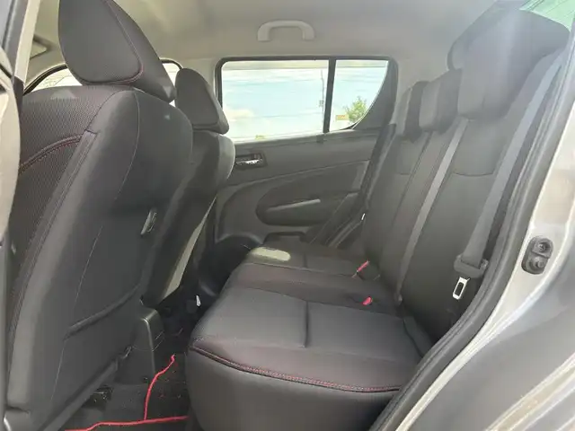 スズキ スイフト スポーツ 徳島県 2014(平26)年 5.1万km プレミアムシルバーメタリック ナビ（CN-R3012）/エアロ（フロント）/クルーズコントロール/ETC/フルセグTV/社外フロアマット/プッシュスタート/スマートキー/パドルシフト/ドアバイザー/USB入力端子