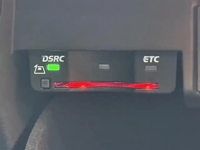アウディ Ａ４ 2.0TFSIスポーツ S ライン PKG 静岡県 2016(平28)年 2.6万km ミトスブラックメタリック ハーフレザーシート/マトリクスLEDヘッドライト/バーチャルコックピット/MMI/(CD/DVD/Bluetooth/フルセグ)/バックカメラ/クルーズコントロール/レーンキープアシスト/パーキングアシスト/アドバンストキー/パワーシート/シートヒーター/ETC/フロアマット/純正18インチアルミホイール/保証書/取説/スペアキー