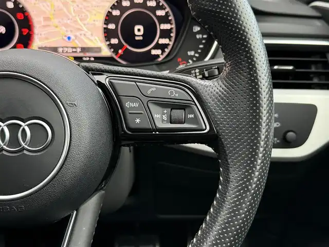 アウディ Ａ４ 2.0TFSIスポーツ S ライン PKG 静岡県 2016(平28)年 2.6万km ミトスブラックメタリック ハーフレザーシート/マトリクスLEDヘッドライト/バーチャルコックピット/MMI/(CD/DVD/Bluetooth/フルセグ)/バックカメラ/クルーズコントロール/レーンキープアシスト/パーキングアシスト/アドバンストキー/パワーシート/シートヒーター/ETC/フロアマット/純正18インチアルミホイール/保証書/取説/スペアキー