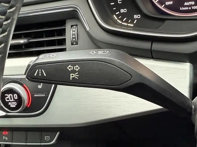 アウディ Ａ４ 2.0TFSIスポーツ S ライン PKG 静岡県 2016(平28)年 2.6万km ミトスブラックメタリック ハーフレザーシート/マトリクスLEDヘッドライト/バーチャルコックピット/MMI/(CD/DVD/Bluetooth/フルセグ)/バックカメラ/クルーズコントロール/レーンキープアシスト/パーキングアシスト/アドバンストキー/パワーシート/シートヒーター/ETC/フロアマット/純正18インチアルミホイール/保証書/取説/スペアキー