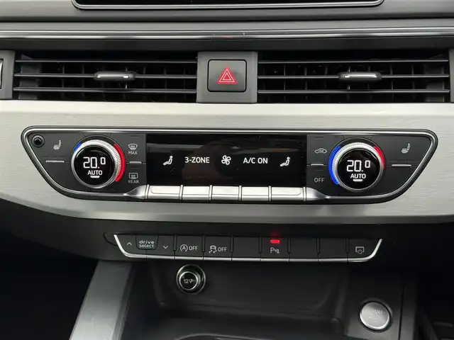 アウディ Ａ４ 2.0TFSIスポーツ S ライン PKG 静岡県 2016(平28)年 2.6万km ミトスブラックメタリック ハーフレザーシート/マトリクスLEDヘッドライト/バーチャルコックピット/MMI/(CD/DVD/Bluetooth/フルセグ)/バックカメラ/クルーズコントロール/レーンキープアシスト/パーキングアシスト/アドバンストキー/パワーシート/シートヒーター/ETC/フロアマット/純正18インチアルミホイール/保証書/取説/スペアキー