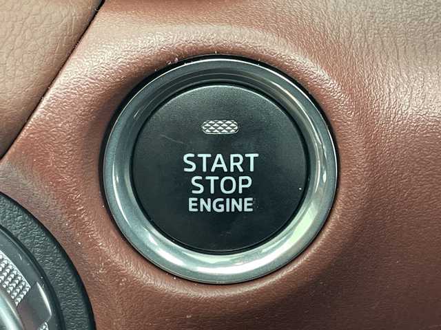 マツダ ロードスター ＲＦ VS 愛知県 2017(平29)年 3.3万km セラミックM 純正メモリーナビ/CD/DVD/フルセグTV/バックカメラ/純正エンジンスターター/茶革レザーシート/シートヒーター/スマートキー/BOSEサウンド/プッシュスタート/レーダーブレーキ/スペアキー×1/ETC/純正フロアマット/LEDヘッドライト/純正17インチアルミホイール/電動オープン/パドルシフト/ブラインドスポットモニター/取扱説明書