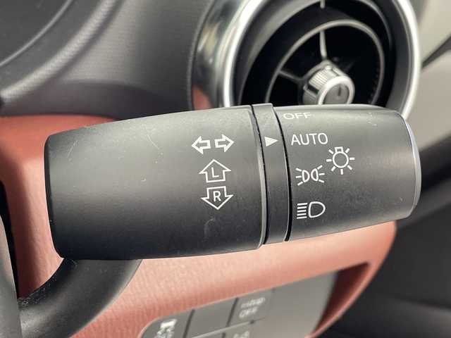 マツダ ロードスター ＲＦ VS 愛知県 2017(平29)年 3.3万km セラミックM 純正メモリーナビ/CD/DVD/フルセグTV/バックカメラ/純正エンジンスターター/茶革レザーシート/シートヒーター/スマートキー/BOSEサウンド/プッシュスタート/レーダーブレーキ/スペアキー×1/ETC/純正フロアマット/LEDヘッドライト/純正17インチアルミホイール/電動オープン/パドルシフト/ブラインドスポットモニター/取扱説明書