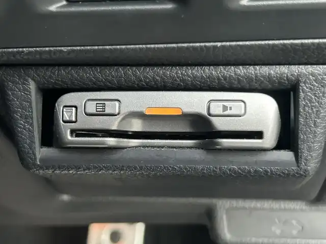 スバル インプレッサ ＸＶ 2．0i－L アイサイト 大阪府 2012(平24)年 8.4万km クリスタルブラックシリカ 社外ナビ（フルセグ/BT/DVD/CD)/バックカメラ/レーダークルーズコントロール/衝突被害軽減システム/レーンキープアシスト/横滑り防止装置/アイドリングストップ/パワーシート/MTモード付AT/純正フロアマット/純正AW（17inch)/ビルトインETC/スペアキー1本/保証書/取扱説明書