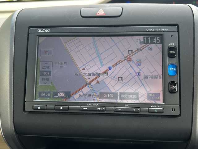 ホンダ フリード G ホンダセンシング 鳥取県 2017(平29)年 8万km クリスタルブラックパール ナビ装着用スペシャルパッケージ＋ETC車載器(ナビ連動)/Honda SENSING/Hondaスマートキーシステム＋イモビライザー/スライドドアイージークローザー(リア両側)/左側パワースライドドア/右側パワースライドドア/LEDヘッドライト＋アクティブコーナリングライト/センターテーブル/バックカメラ/アイドリングストップ/クルーズコントロール/ドアバイザー/プッシュスタート/ETC/AM/FM、CD/DVD/Bluetooth、iPod