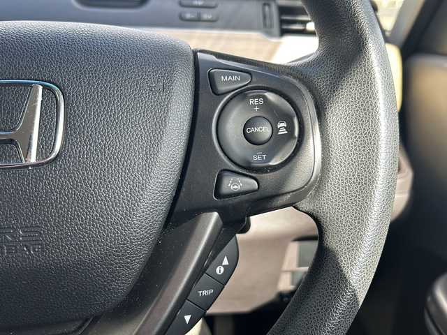 ホンダ フリード G ホンダセンシング 鳥取県 2017(平29)年 8万km クリスタルブラックパール ナビ装着用スペシャルパッケージ＋ETC車載器(ナビ連動)/Honda SENSING/Hondaスマートキーシステム＋イモビライザー/スライドドアイージークローザー(リア両側)/左側パワースライドドア/右側パワースライドドア/LEDヘッドライト＋アクティブコーナリングライト/センターテーブル/バックカメラ/アイドリングストップ/クルーズコントロール/ドアバイザー/プッシュスタート/ETC/AM/FM、CD/DVD/Bluetooth、iPod