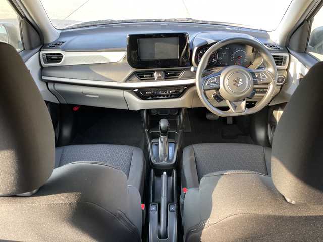 スズキ スイフト XG 道東・釧路十勝 2025(令7)年 0.1千km スターシルバーメタリック ナビなし/4WD　/スズキ　セーフティ　サポート　/前後コーナーセンサー　/レーンアシスト　/デュアルセンサーブレーキサポート/横滑り防止装置　/スマートキー　/プッシュスタート　/純正ＬＥＤヘッドライト