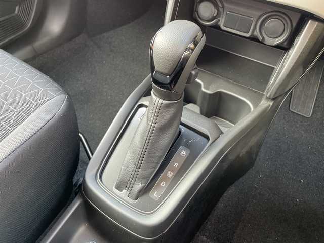 スズキ スイフト XG 道東・釧路十勝 2025(令7)年 0.1千km スターシルバーメタリック ナビなし/4WD　/スズキ　セーフティ　サポート　/前後コーナーセンサー　/レーンアシスト　/デュアルセンサーブレーキサポート/横滑り防止装置　/スマートキー　/プッシュスタート　/純正ＬＥＤヘッドライト