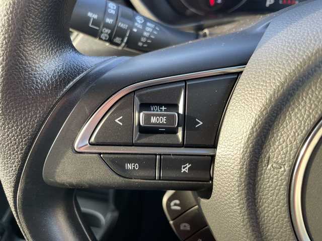 スズキ スイフト XG 道東・釧路十勝 2025(令7)年 0.1千km スターシルバーメタリック ナビなし/4WD　/スズキ　セーフティ　サポート　/前後コーナーセンサー　/レーンアシスト　/デュアルセンサーブレーキサポート/横滑り防止装置　/スマートキー　/プッシュスタート　/純正ＬＥＤヘッドライト