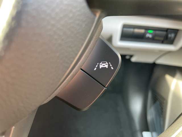 スズキ スイフト XG 道東・釧路十勝 2025(令7)年 0.1千km スターシルバーメタリック ナビなし/4WD　/スズキ　セーフティ　サポート　/前後コーナーセンサー　/レーンアシスト　/デュアルセンサーブレーキサポート/横滑り防止装置　/スマートキー　/プッシュスタート　/純正ＬＥＤヘッドライト