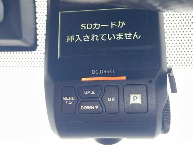 トヨタ プリウス S ツーリングセレ G’s 熊本県 2012(平24)年 12.6万km ホワイトパールクリスタルシャイン (株)IDOMが運営する【じしゃロン熊本店】の自社ローン対象車両になります。こちらは現金ご利用時の価格です。自社ローンご希望の方は別途その旨お申付け下さい。　/社外ナビ（CN-S300WD）/バックカメラ/フルセグテレビ/DVD/CD/Bluetooth接続/ETC/クルーズコントロール/HIDヘッドライト/オートライト/スマートキー/純正18インチアルミホイール