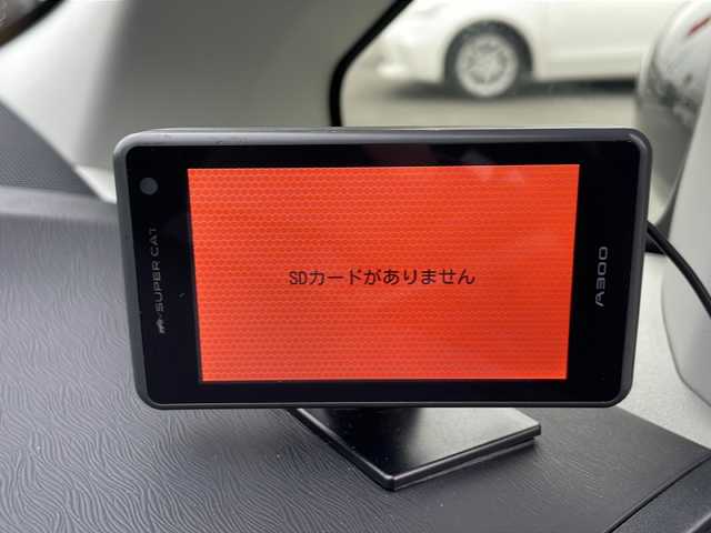 トヨタ プリウス S ツーリングセレ G’s 熊本県 2012(平24)年 12.6万km ホワイトパールクリスタルシャイン (株)IDOMが運営する【じしゃロン熊本店】の自社ローン対象車両になります。こちらは現金ご利用時の価格です。自社ローンご希望の方は別途その旨お申付け下さい。　/社外ナビ（CN-S300WD）/バックカメラ/フルセグテレビ/DVD/CD/Bluetooth接続/ETC/クルーズコントロール/HIDヘッドライト/オートライト/スマートキー/純正18インチアルミホイール