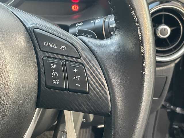 マツダ デミオ XD ツーリング Lパッケージ 岡山県 2014(平26)年 6.8万km ジェットブラックマイカ 登録時走行距離67249km/純正ナビ/フルセグTV(AM/FM/CD/DVD/Bluetooth)/ETC/ヘッドアップディスプレイ/クルーズコントロール/衝突軽減ブレーキ/LEDヘッドライト/パドルシフト/アイドリングストップ/ハーフレザーシート/横滑り防止/オートライト/スマートキー/純正フロアマット/16インチ純正AW/社外レーダー探知機