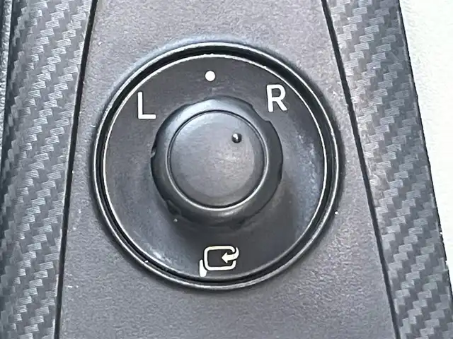 マツダ デミオ XD ツーリング Lパッケージ 岡山県 2014(平26)年 6.8万km ジェットブラックマイカ 登録時走行距離67249km/純正ナビ/フルセグTV(AM/FM/CD/DVD/Bluetooth)/ETC/ヘッドアップディスプレイ/クルーズコントロール/衝突軽減ブレーキ/LEDヘッドライト/パドルシフト/アイドリングストップ/ハーフレザーシート/横滑り防止/オートライト/スマートキー/純正フロアマット/16インチ純正AW/社外レーダー探知機