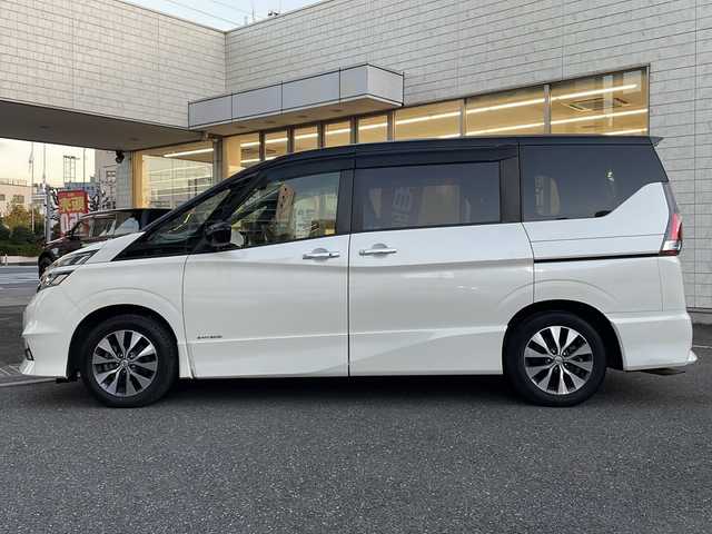 日産 セレナ