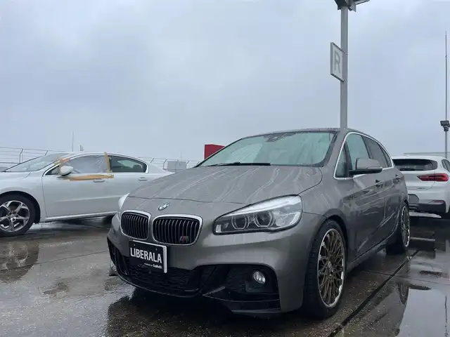 ＢＭＷ ２１８ｄ アクティブツアラー ラグジュアリー 東京都 2015(平27)年 6.5万km プラチナシルバー ナビ/本革シート/・メモ付き付きパワーシート/・シートヒーター/バックカメラ/社外１９インチAW