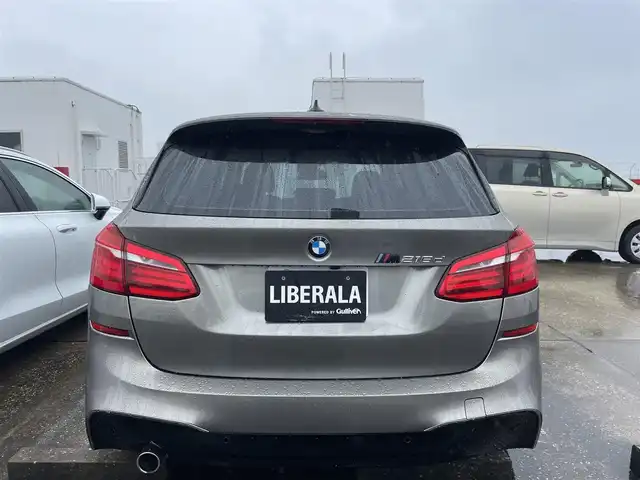 ＢＭＷ ２１８ｄ アクティブツアラー ラグジュアリー 東京都 2015(平27)年 6.5万km プラチナシルバー ナビ/本革シート/・メモ付き付きパワーシート/・シートヒーター/バックカメラ/社外１９インチAW