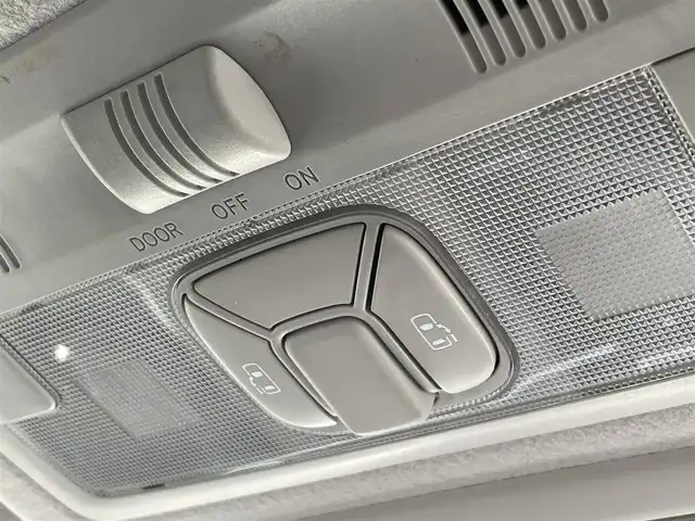 トヨタ エスティマ アエラス プレミアムエディション 千葉県 2015(平27)年 8.4万km ホワイトパールクリスタルシャイン 純正HDDナビゲーション/（CD/DVD/BT/フルセグTV）/バックカメラ/両側パワースライドドア/前後ドライブレコーダー/ビルトインETC/クルーズコントロール/ステアリングスイッチ/運転席パワーシート/ハーフレザーシート/キセノンライト/フォグライト/オートライト/ドアバイザー/電格ミラー/純正フロアマット/純正18インチアルミホイール