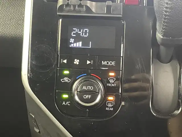 ダイハツ トール カスタムG ターボ SAⅡ 埼玉県 2018(平30)年 9.4万km インペリアルゴールドクリスタルM 両側パワースライドドア/アルパイン9型ナビ/CD/DVD/Bluetooth/フルセグ/全方位カメラ/クルーズコントロール/ドライブレコーダー/ETC/パドルシフト/純正フロアマット/プッシュスタート/スマートキー/スペアキー1本