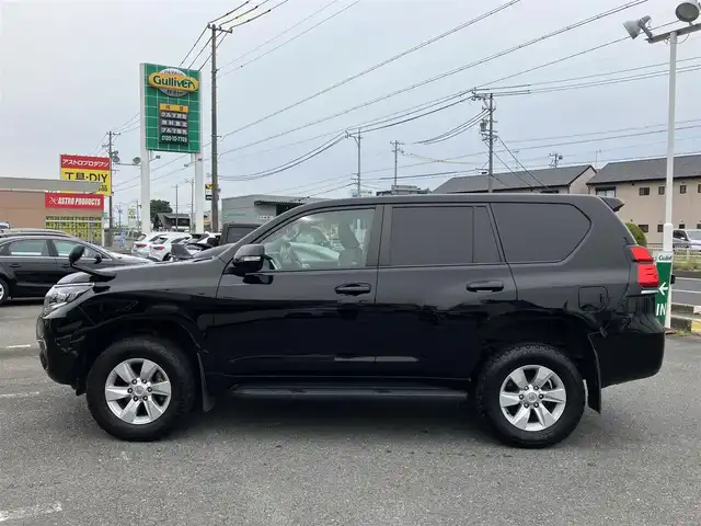 トヨタ ランドクルーザー プラド TX 三重県 2022(令4)年 5.5万km ブラック ♪ワンオーナー /♪4WD/プリクラッシュセーフティ/レーンディパーチャーアラート/パーキングサポートブレーキ/ロードサインアシスト/クリアランスソナー/先行車発進告知/オートマチックハイビーム/レーダークルーズコントロール/スマートキー×2/プッシュスタート/社外9インチナビ/・フルセグ・SD録音/・HDMI・USB/・DVD再生/・Bluetoothオーディオ/・Apple Car Play/・Android Auto/・バックカメラ /ハーフレザー調シートカバー/純正17インチAW/LEDヘッドライト/LEDフォグライト/オートライト/ウィンカーミラー /オートリトラクタブルミラー/サイドステップ/ステアリングスイッチ/スモークフィルム/ビルトインETC/フロアマット/サイド/カーテン/ニーエアバック