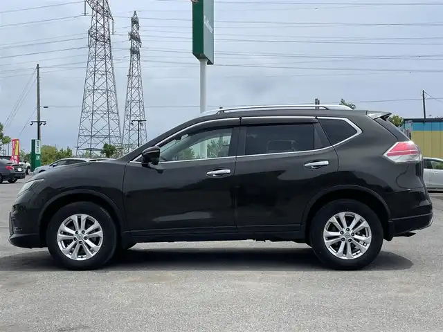 日産 エクストレイル 20X エマージェンシーブレーキ 道央・札幌 2016(平28)年 7.8万km チタニウムカーキ ４WD/純正ディーラーOPナビ/CD/DVD/SD/フルセグ/エマージェンシーブレーキ/横滑り防止装置/レーンキープアシスト/ヒルディセントコントロール/クリアランスソナー/バックカメラ/ETC/アイドリングストップ/ECOMODE/トランスファ切替/前席シートヒーター/カプロンシート/プッシュスタート/スマートキー/ハロゲンヘッドライト/オートライト/電動格納ミラー/ヘッドライトレベライザー/ヒーテッドドアミラー/ウィンカーミラー/フロアマット/ドアバイザー/スペアキー