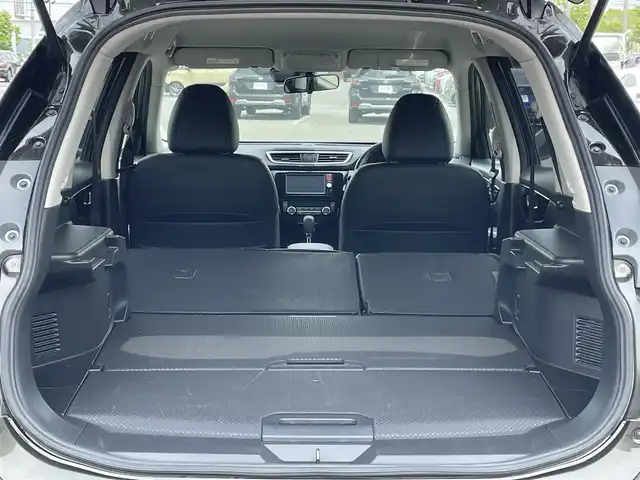 日産 エクストレイル 20X エマージェンシーブレーキ 道央・札幌 2016(平28)年 7.8万km チタニウムカーキ ４WD/純正ディーラーOPナビ/CD/DVD/SD/フルセグ/エマージェンシーブレーキ/横滑り防止装置/レーンキープアシスト/ヒルディセントコントロール/クリアランスソナー/バックカメラ/ETC/アイドリングストップ/ECOMODE/トランスファ切替/前席シートヒーター/カプロンシート/プッシュスタート/スマートキー/ハロゲンヘッドライト/オートライト/電動格納ミラー/ヘッドライトレベライザー/ヒーテッドドアミラー/ウィンカーミラー/フロアマット/ドアバイザー/スペアキー