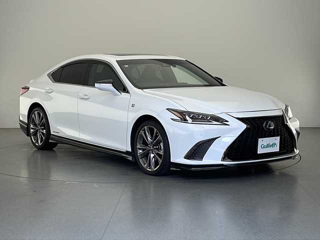レクサス ＥＳ 300h Fスポーツ 長野県 2019(平31)年 4.8万km ホワイトノーヴァガラスフレーク 純正メモリナビ/（フルセグTV/CD/DVD/SD/BL/USB/AUX)/バックカメラ/サンルーフ/純正ドライブレコーダー（前方）（型番：DRT-H68A)/デジタルインナーミラー/レザーシート/メモリーシート/パワーシート（前席）/ステアリングヒーター/ステアリングスイッチ/パドルシフト/レーダークルーズコントロール/クリアランスソナー/RCTA/PCS/PKSA/PKSB/BSM/ドアバイザー/Mark Levinsonサウンドシステム/シートヒーター（前席）/エアシート（前席）/オートマチックハイビーム/LEDヘッドライト/純正アルミホイール/純正マット/スマートキー