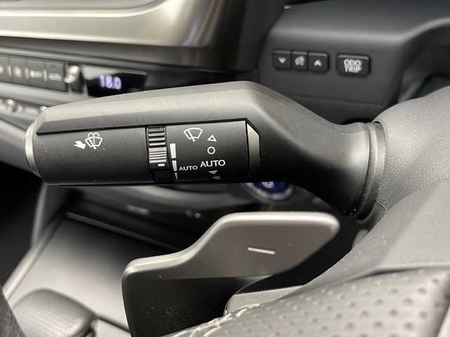 レクサス ＥＳ 300h Fスポーツ 長野県 2019(平31)年 4.8万km ホワイトノーヴァガラスフレーク 純正メモリナビ/（フルセグTV/CD/DVD/SD/BL/USB/AUX)/バックカメラ/サンルーフ/純正ドライブレコーダー（前方）（型番：DRT-H68A)/デジタルインナーミラー/レザーシート/メモリーシート/パワーシート（前席）/ステアリングヒーター/ステアリングスイッチ/パドルシフト/レーダークルーズコントロール/クリアランスソナー/RCTA/PCS/PKSA/PKSB/BSM/ドアバイザー/Mark Levinsonサウンドシステム/シートヒーター（前席）/エアシート（前席）/オートマチックハイビーム/LEDヘッドライト/純正アルミホイール/純正マット/スマートキー