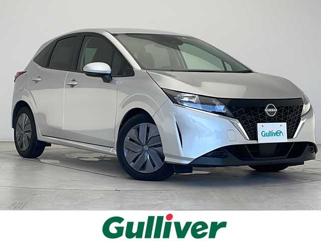 日産 ノート X 愛知県 2023(令5)年 3.2万km ブリリアントホワイトパール 衝突被害軽減ブレーキ/純正SD（ナビあり）/フルセグTV/Bluetooth/バックカメラ/コーナーセンサー/LEDヘッドライト/オートライト/ETC/ステアリングスイッチ/スマートキー/プッシュスタート