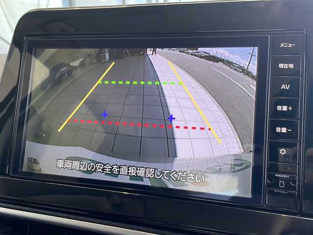 日産 ノート X 愛知県 2023(令5)年 3.2万km ブリリアントホワイトパール 衝突被害軽減ブレーキ/純正SD（ナビあり）/フルセグTV/Bluetooth/バックカメラ/コーナーセンサー/LEDヘッドライト/オートライト/ETC/ステアリングスイッチ/スマートキー/プッシュスタート
