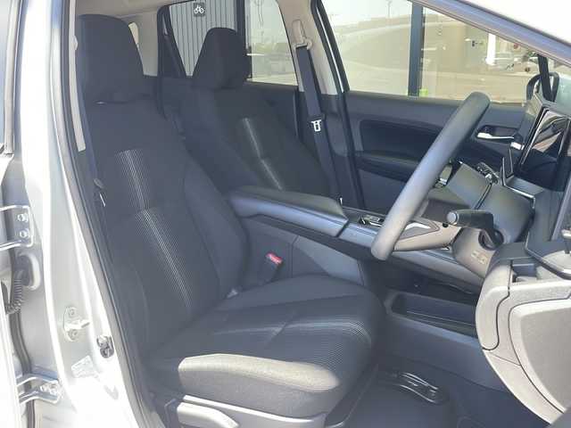 日産 ノート X 愛知県 2023(令5)年 3.2万km ブリリアントホワイトパール 衝突被害軽減ブレーキ/純正SD（ナビあり）/フルセグTV/Bluetooth/バックカメラ/コーナーセンサー/LEDヘッドライト/オートライト/ETC/ステアリングスイッチ/スマートキー/プッシュスタート