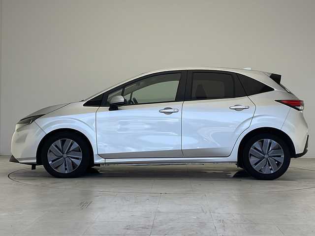 日産 ノート X 愛知県 2023(令5)年 3.2万km ブリリアントホワイトパール 衝突被害軽減ブレーキ/純正SD（ナビあり）/フルセグTV/Bluetooth/バックカメラ/コーナーセンサー/LEDヘッドライト/オートライト/ETC/ステアリングスイッチ/スマートキー/プッシュスタート