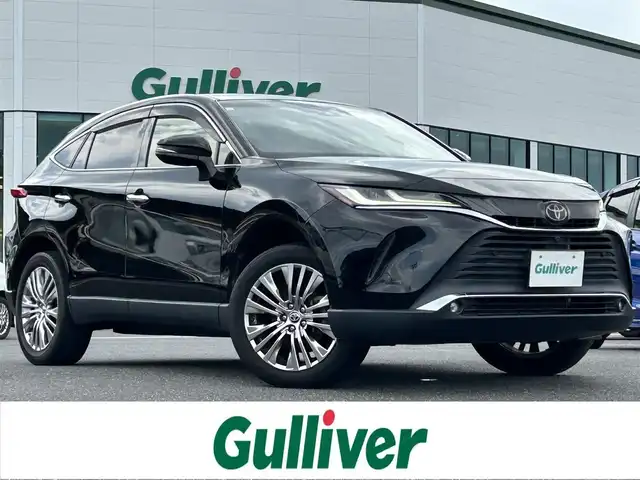 トヨタ ハリアー Z 島根県 2021(令3)年 2.8万km ブラック 登録時走行距離27155km/純正12型ナビ(BT/AM/FM)/JBLプレミアムサウンドシステム/フルセグTV/ハンズフリーパワーバックドア/パノラミックビューモニター/ビルトインETC2.0/レーダークルーズコントロール/クリアランスソナー/セーフティセンス/・プリクラッシュセーフティ/・レーントレーシングアシスト/・アダプティブハイビームシステム/・ロードサインアシスト/ブラインドスポットモニター/パーキングサポートブレーキ/デジタルインナーミラー/プロジェクター式LEDヘッドランプ/運転席パワーシート/スペアキー/禁煙車