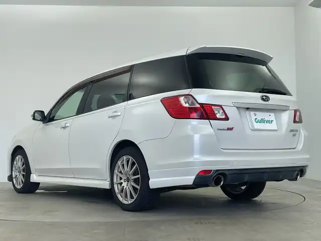 スバル エクシーガ 2．0GT tuned bySTI 鹿児島県 2010(平22)年 6.7万km サテンホワイトパール 300台限定車/純正HDDナビゲーション/専用ハーフレザーシート/MOMOステアリング/クルーズコントロール/パドルシフト/D/N席パワーシート/バックカメラ/ETC/純正フロアマット/純正17インチアルミホイール/キセノンライト/スタッドレス積込