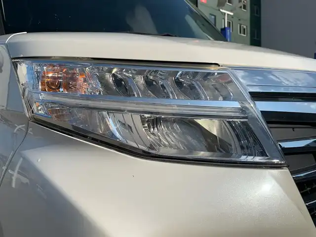 トヨタ ルーミー カスタムG S 福井県 2018(平30)年 9.4万km パールホワイトⅢ (株)IDOMが運営する【じしゃロン福井店】の自社ローン対象車両になります。こちらは現金またはオートローンご利用時の価格です。自社ローンご希望の方は別途その旨お申付け下さい/純正ナビ（CD・DVD・BT接続可）/フルセグテレビ/バックカメラ/ETC/両側パワースライドドア/LEDヘッドライト/純正フロアマット