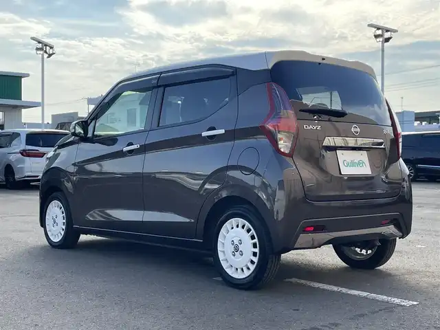 日産 デイズ ボレロ 東京都 2020(令2)年 3.4万km 茶Ⅱ ルーフIIトーン車/純正９型メモリナビ＆フルセグ　/・BluetoothAudio/USB/・CD/SD/DVD/AM/FM/アラウンドビューモニター　/インテリジェントエマージェンシーブレーキ　/・先行車発進お知らせ機能/・前方衝突予測警報/・ふらつき警報/・車線逸脱警報 /・踏み間違い衝突防止 /・フロント・バックソナー/ベージュ合皮トリコットコンビシート　/純正ウィンカーミラー/プッシュエンジンスタート/ビルトインＥＴＣ　
