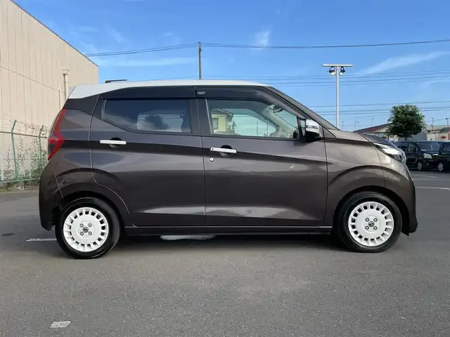 日産 デイズ ボレロ 東京都 2020(令2)年 3.4万km 茶Ⅱ ルーフIIトーン車/純正９型メモリナビ＆フルセグ　/・BluetoothAudio/USB/・CD/SD/DVD/AM/FM/アラウンドビューモニター　/インテリジェントエマージェンシーブレーキ　/・先行車発進お知らせ機能/・前方衝突予測警報/・ふらつき警報/・車線逸脱警報 /・踏み間違い衝突防止 /・フロント・バックソナー/ベージュ合皮トリコットコンビシート　/純正ウィンカーミラー/プッシュエンジンスタート/ビルトインＥＴＣ　