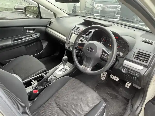 スバル インプレッサ ＸＶ 2．0i－L アイサイト 福岡県 2012(平24)年 6.7万km デザートカーキ (株)IDOMが運営する【じしゃロン八幡西店】の自社ローン専用車両になります。こちらは現金またはオートローンご利用時の価格です。自社ローンご希望の方は別途その旨お申付け下さい/衝突被害軽減システム/スマートキー/社外メモリナビ/フルセグ/Bluetooth/パドルシフト/クルーズコントロール/ETC/運転席電動シート/HID/オートライト