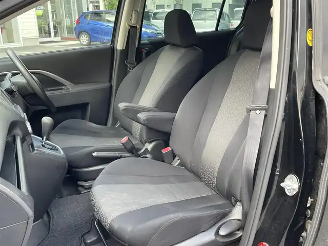 マツダ プレマシー 20CS 東京都 2011(平23)年 7.8万km ブリリアントブラック (株)IDOMが運営する【じしゃロン昭島店】の自社ローン専用車両になります。/こちらは現金またはオートローンご利用時の価格です。自社ローンご希望の方は別途その旨お申付け下さい	/純正ナビ（メモリ・DVD・TV）/ETC/バックカメラ/片側パワースライドドア/純正フロアマット