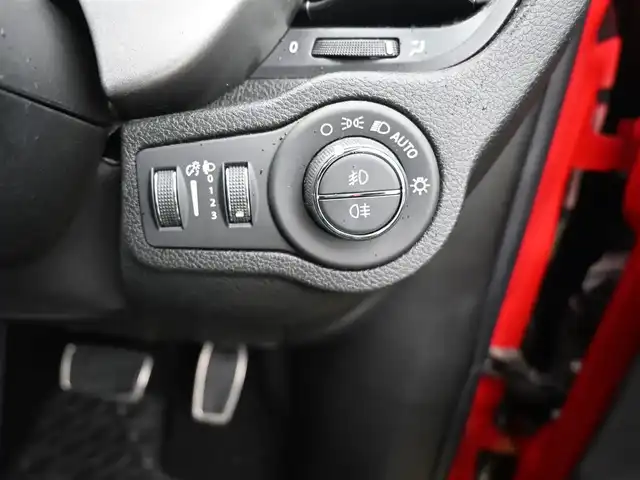 フィアット ５００Ｘ スポーツ 千葉県 2020(令2)年 2.5万km 赤 レザーシート/前席パワーシート/シートヒーター/ディスプレイオーディオ/バックカメラ/パドルシフト/ETC/LEDヘッドライト/LEDフォグライト/ウインカーミラー/コーナーセンサー/純正19インチアルミホイル/サイド/カーテンエアバッグ/スマートキー